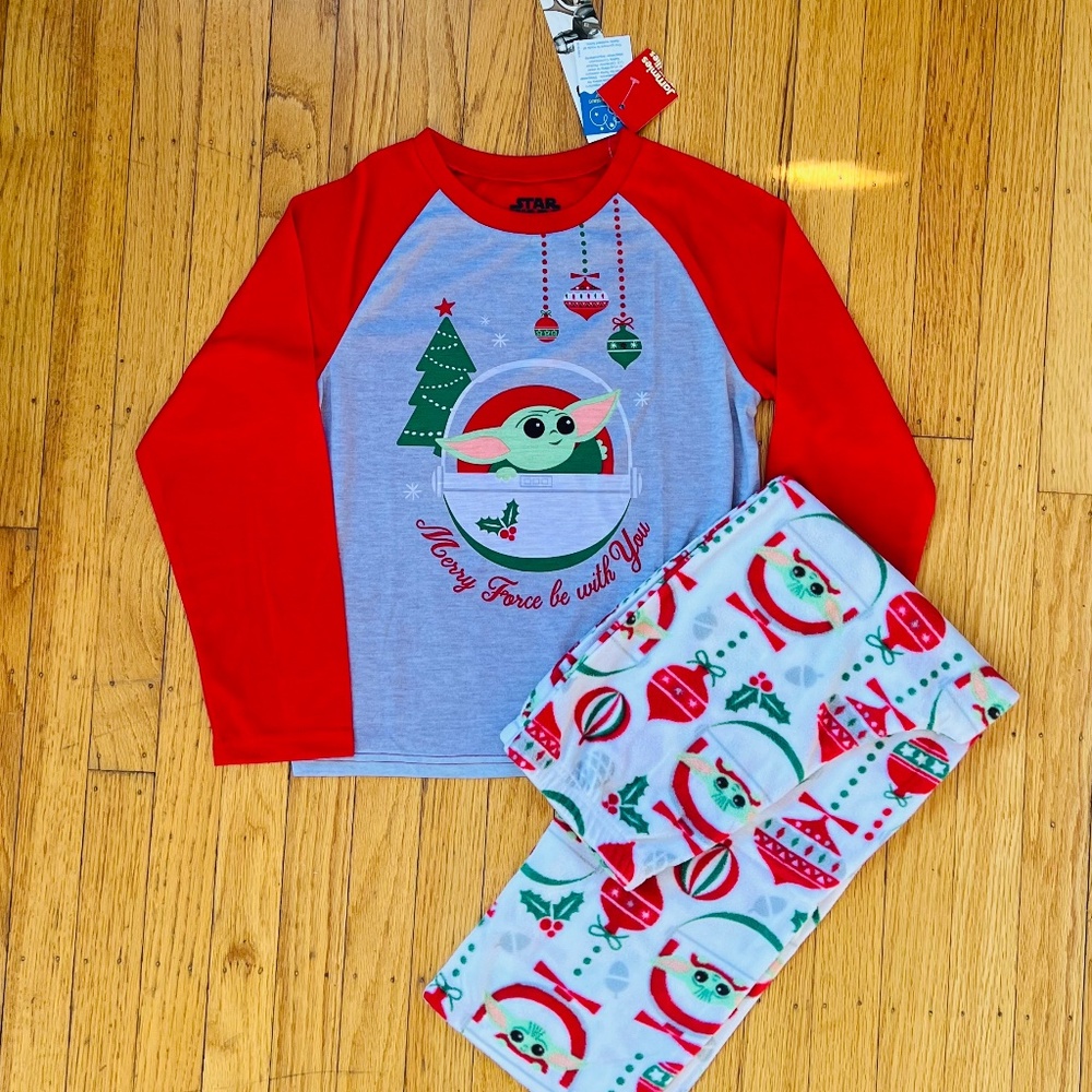 NWT Star Wars Baby Yoda Mandalorian Christmas Pajamas 10